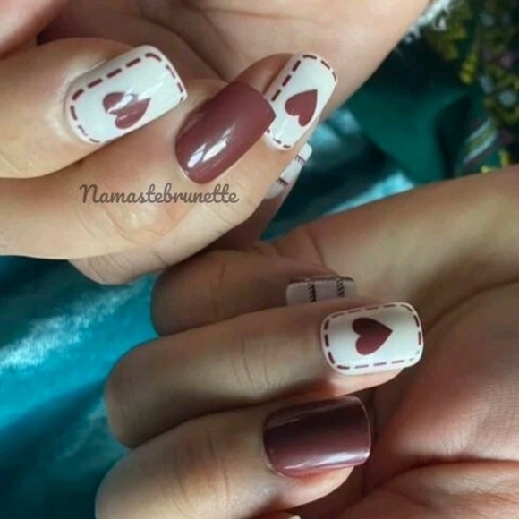 2/$16 Square Heart Press On Nails - Picture 9 of 17